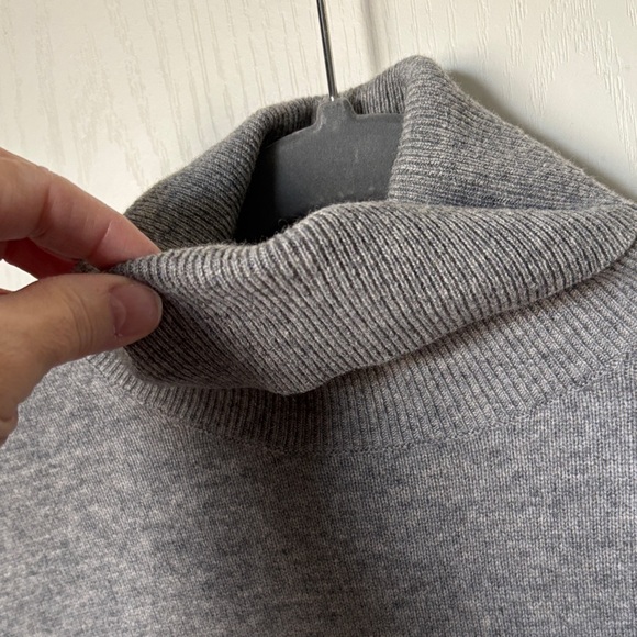 Pendleton Gray 100% Cashmere Ribbed Knit Sweater - Picture 5 of 5
